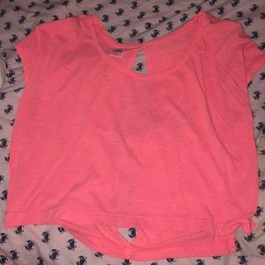 VS PINK cropped t with open back
